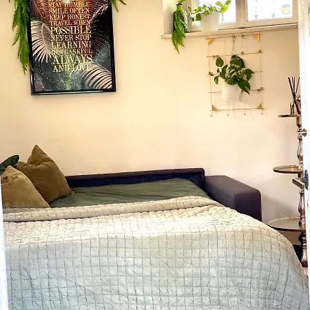 펜션 Little Escape Im Jugendstil Poolhaus - Wc Und Dusche Im Nebenhaus 뷔르츠부르크